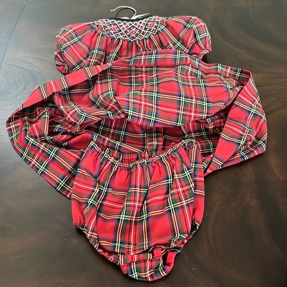 Edgehill Collection Short Sleeve Smocked Holiday Plaid Dress - Picture 5 of 8